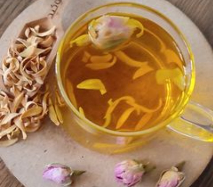 دمنوش گل محمدی و بهارنارنج